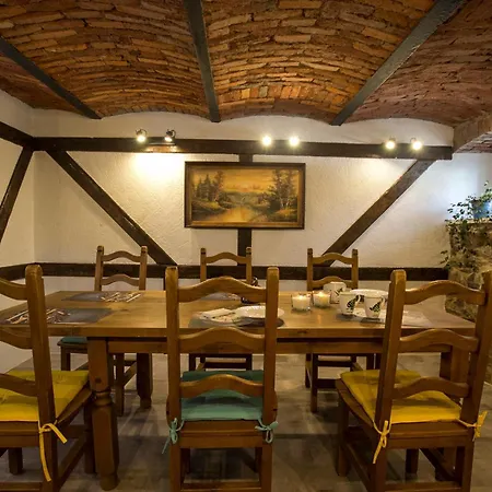 Koniec Swiata Apartment Lesna (Klodzko)